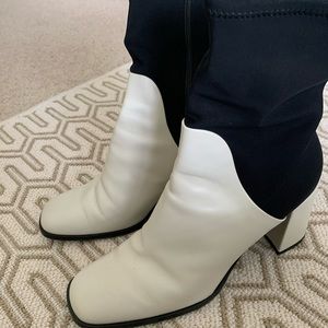 Via Spiga Mod booties!